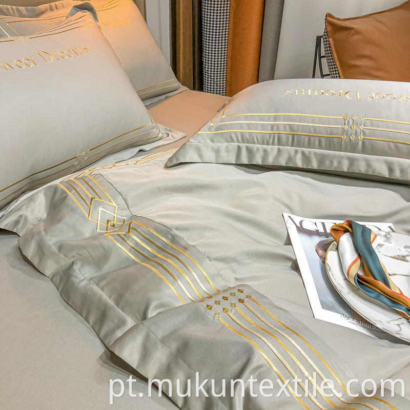  Cotton Embroidery Bedding Set